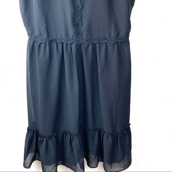 Loft Outlet Black Sleeveless Floral Detail Ruffle Mini Dress Size 0 - Picture 7 of 9